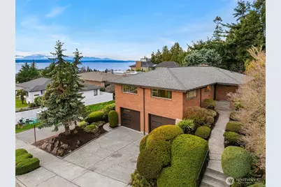 5726 SW Spokane Street, Seattle, WA 98116 - Photo 1