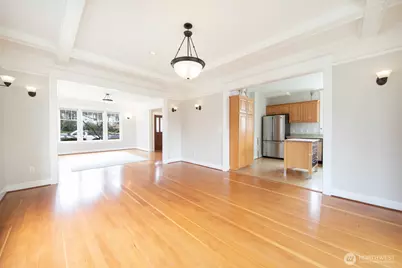 703 18th Avenue S, Seattle, WA 98144 - Photo 9