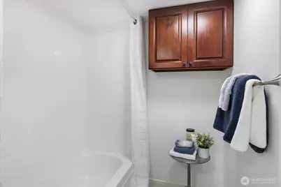 10044 12th Avenue NW, Seattle, WA 98177 - Photo 13