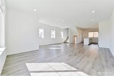 10001 Kings Landing Avenue NW, Bremerton, WA 98311 - Photo 9