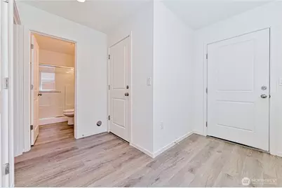 10001 Kings Landing Avenue NW, Bremerton, WA 98311 - Photo 3