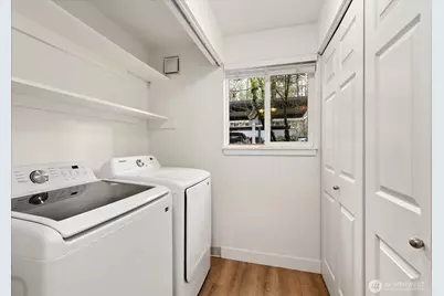 10018 NE 127th Place #B109, Kirkland, WA 98034 - Photo 13