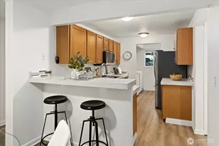 10018 NE 127th Pl, Kirkland, WA 98034 - Photo 7