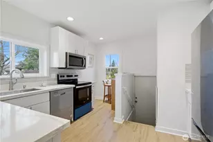 3908 SW Hanford St, Seattle, WA 98116 - Photo 11