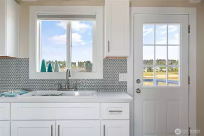 238 Keystone Avenue, Coupeville, WA 98239 - Photo 15