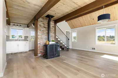 238 Keystone Avenue, Coupeville, WA 98239 - Photo 9