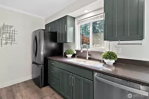 5631 195th Ave E, Bonney Lake, WA 98391 - Photo 9