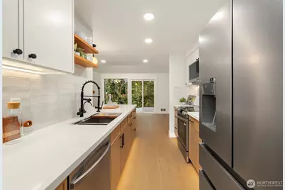 1039 NE 113th Street, Seattle, WA 98125 - Photo 7