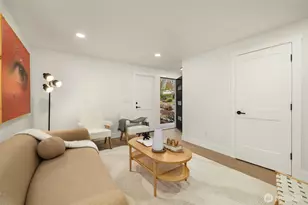 1039 NE 113th St, Seattle, WA 98125 - Photo 15