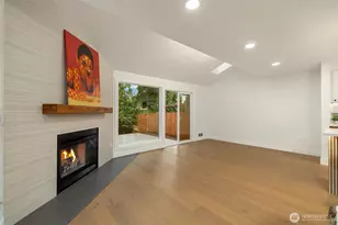 1039 NE 113th St, Seattle, WA 98125 - Photo 21