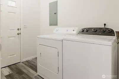 4010 NE 3rd Court, Renton, WA 98056 - Photo 11