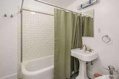 1101 17th Avenue #303, Seattle, WA 98122 - Photo 19