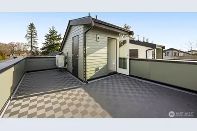 8327 B 12th Avenue NW, Seattle, WA 98117 - Photo 31