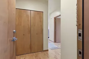 668 S Lane St, Seattle, WA 98104 - Photo 31