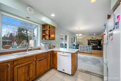 1335 Birch Street, Bellingham, WA 98229 - Photo 9