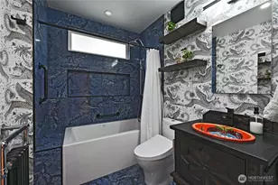 900 W Emerson St, Seattle, WA 98119 - Photo 13