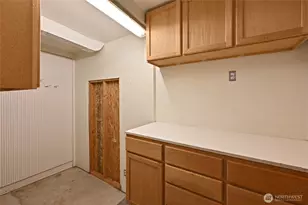 900 W Emerson St, Seattle, WA 98119 - Photo 23