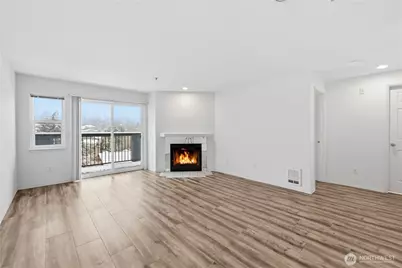 15711 Waynita NE #H301, Bothell, WA 98011 - Photo 5