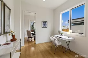 526 14th Ave W, Kirkland, WA 98033 - Photo 13