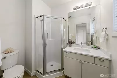 526 14th Avenue W, Kirkland, WA 98033 - Photo 35