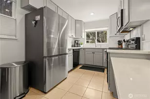 8053 16th Ave NW, Seattle, WA 98117 - Photo 7