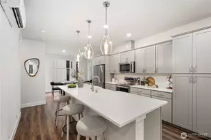 13335 Greenwood Ave N, Seattle, WA 98133 - Photo 11