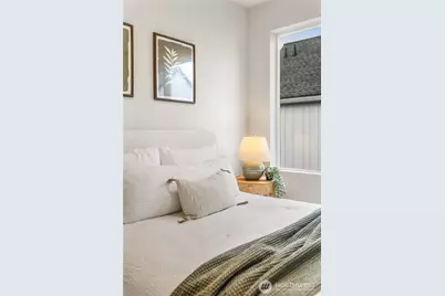 13335 Greenwood Avenue N #D, Seattle, WA 98133 - Photo 25