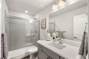 13335 Greenwood Ave N, Seattle, WA 98133 - Photo 21