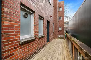 8008 Greenwood Ave N, Seattle, WA 98103 - Photo 5