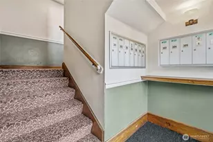 8008 Greenwood Ave N, Seattle, WA 98103 - Photo 7