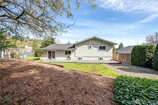 240 St James Pl, Longview, WA 98632 - Photo 23