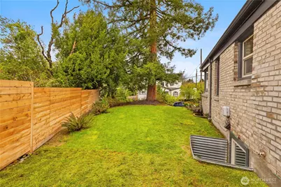 3911 SW Forest Street, Seattle, WA 98116 - Photo 35