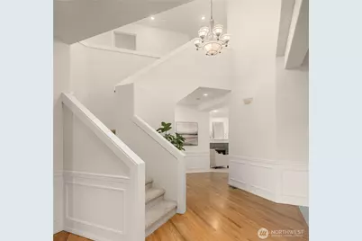 2687 230th Avenue SE, Sammamish, WA 98075 - Photo 3