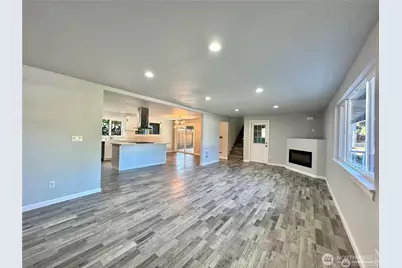 402 E 91st Street, Tacoma, WA 98445 - Photo 5