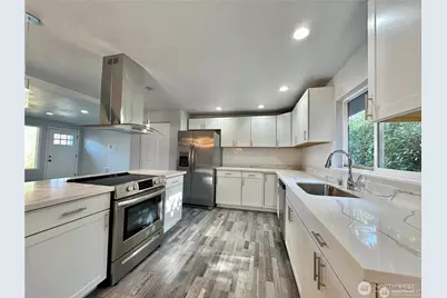 402 E 91st Street, Tacoma, WA 98445 - Photo 9