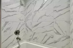 402 E 91st St, Tacoma, WA 98445 - Photo 17