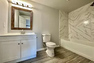 402 E 91st St, Tacoma, WA 98445 - Photo 21