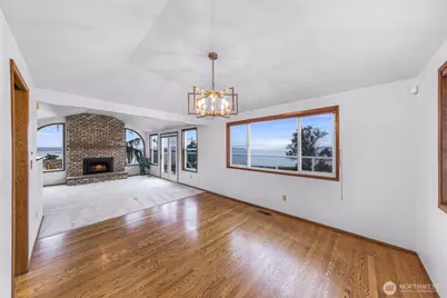 1207 Rainier Lane, Oak Harbor, WA 98277 - Photo 13