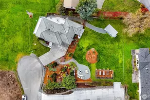 1207 Rainier Ln, Oak Harbor, WA 98277 - Photo 3