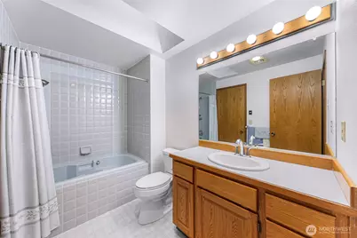 1207 Rainier Lane, Oak Harbor, WA 98277 - Photo 25