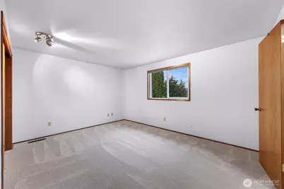 1207 Rainier Lane, Oak Harbor, WA 98277 - Photo 21