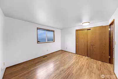 1207 Rainier Lane, Oak Harbor, WA 98277 - Photo 23