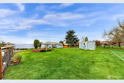 1207 Rainier Lane, Oak Harbor, WA 98277 - Photo 37