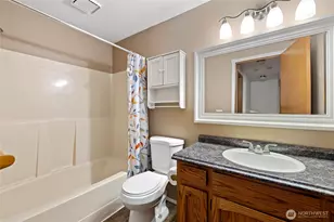 633 NW Mizzen Dr, Oak Harbor, WA 98277 - Photo 23