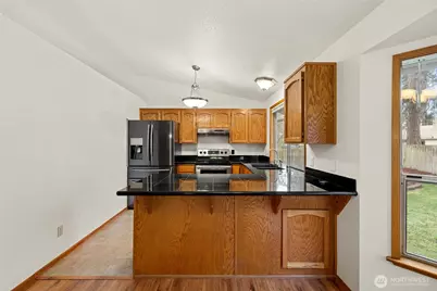 633 NW Mizzen Drive, Oak Harbor, WA 98277 - Photo 11