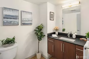 401 9th Ave N, Seattle, WA 98109 - Photo 19