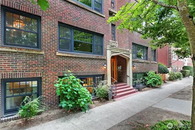 525 16th Avenue E #102, Seattle, WA 98112 - Photo 3