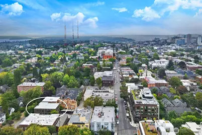 525 16th Avenue E #102, Seattle, WA 98112 - Photo 23