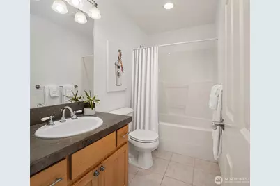 10414 SE 13th Street, Bellevue, WA 98004 - Photo 27