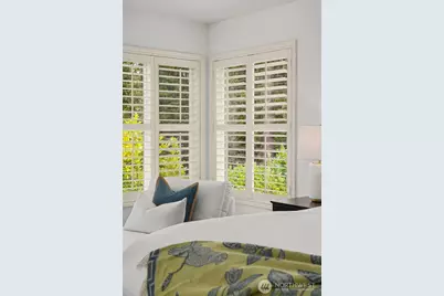 10414 SE 13th Street, Bellevue, WA 98004 - Photo 23